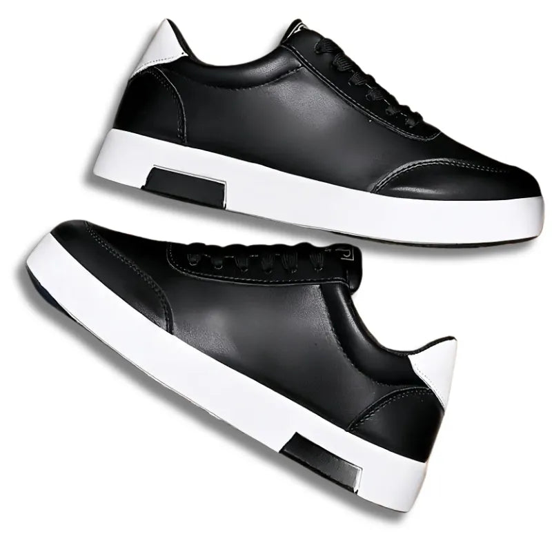 Sneakers Minimalistes Noires et Blanches